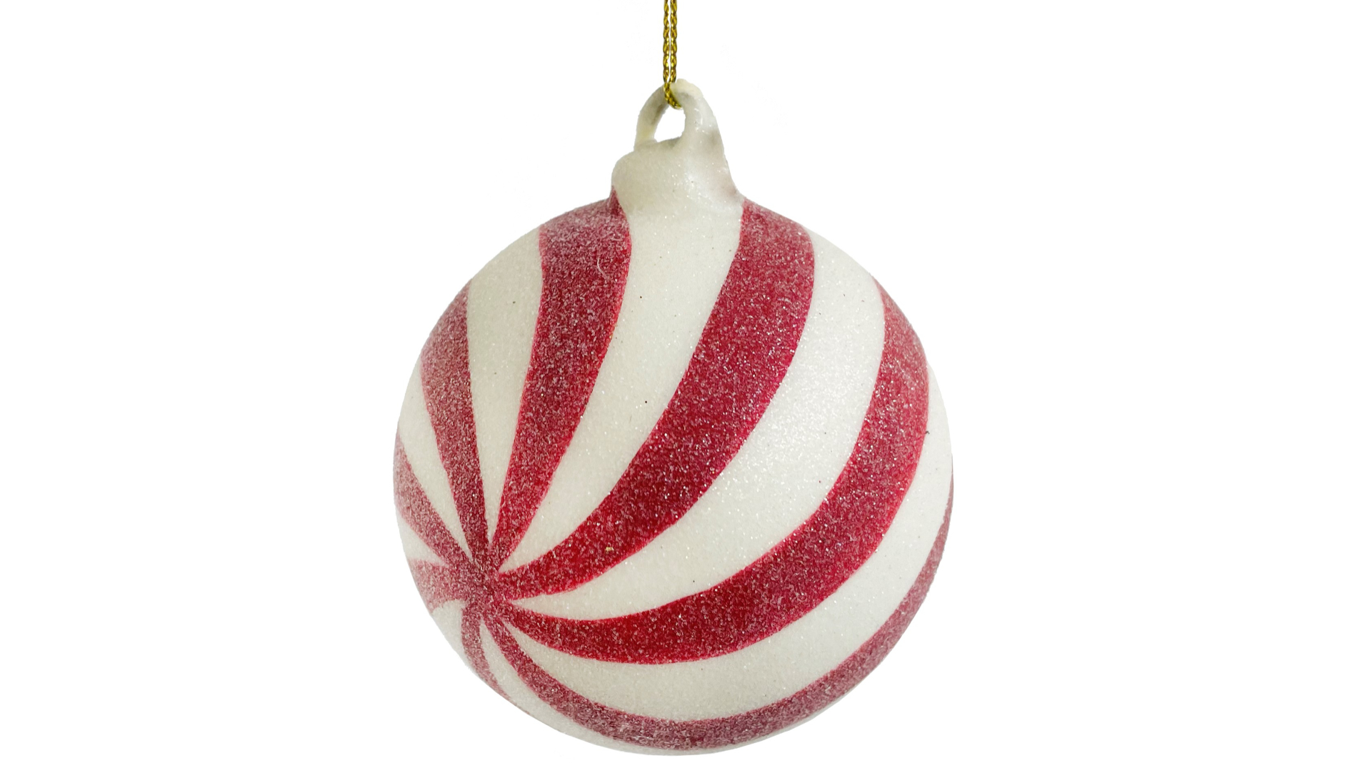 Decorative baubles in striking red and white also set cheerful accents in summer and autumn. Photo: Shishi