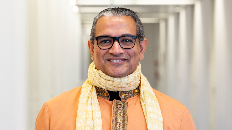 Portrait von Sanjay Sauldie, Keynote-Speaker beim Consumer Goods Digital Day