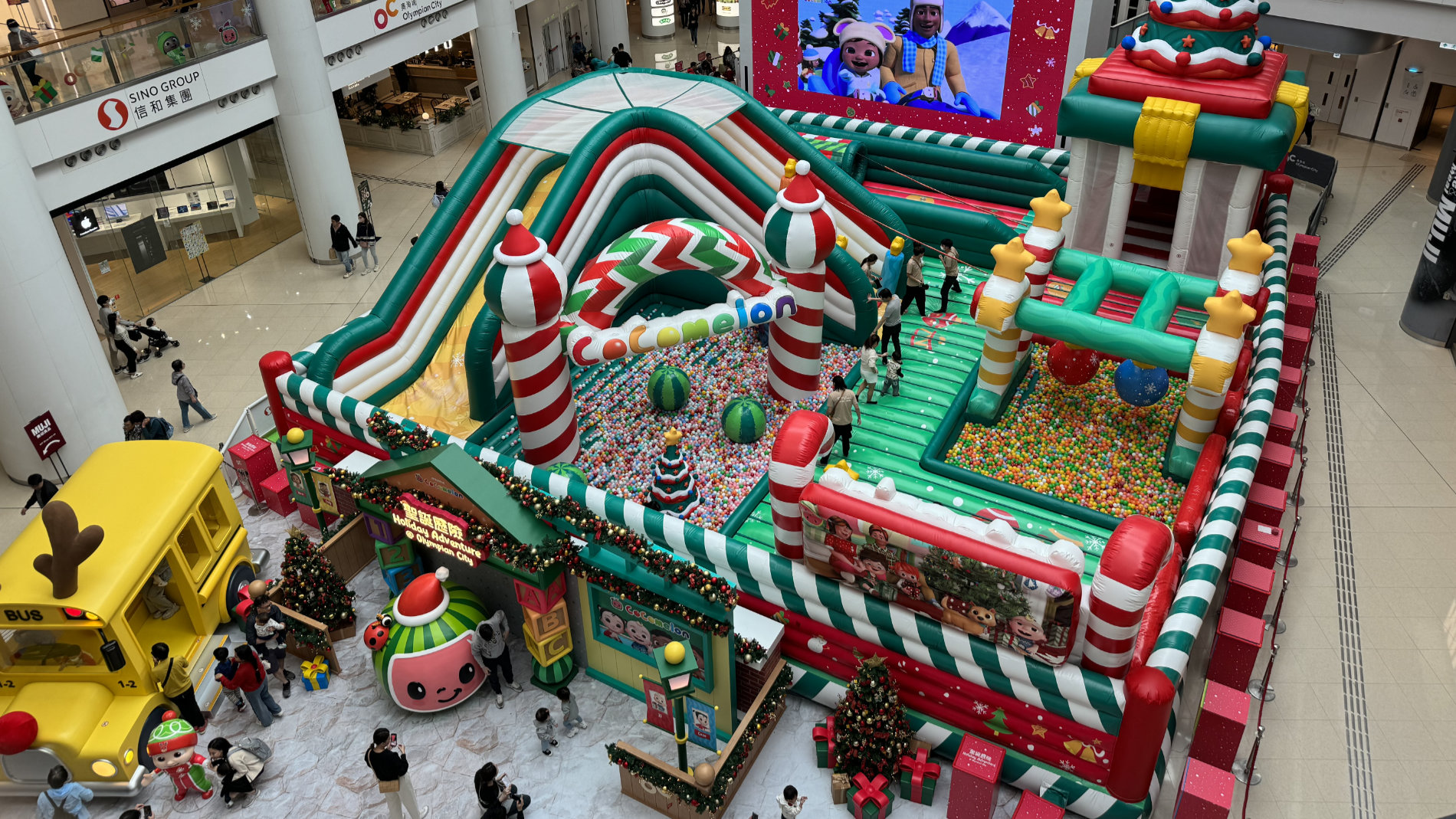shopping center with Christmas decoration in Hongkong