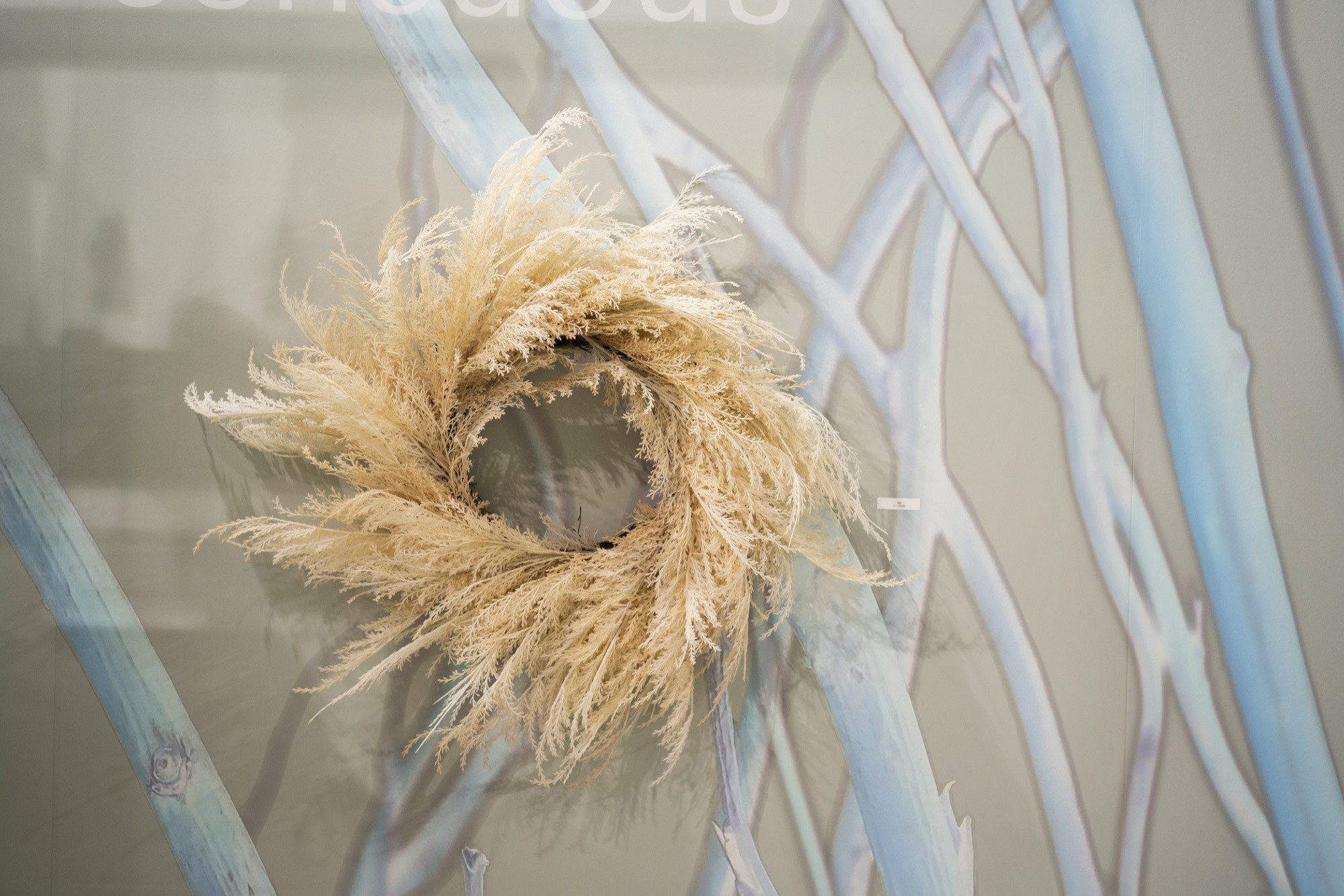 Wall art with decorative grasses: Natural beauty for interior design. Photo: Messe Frankfurt