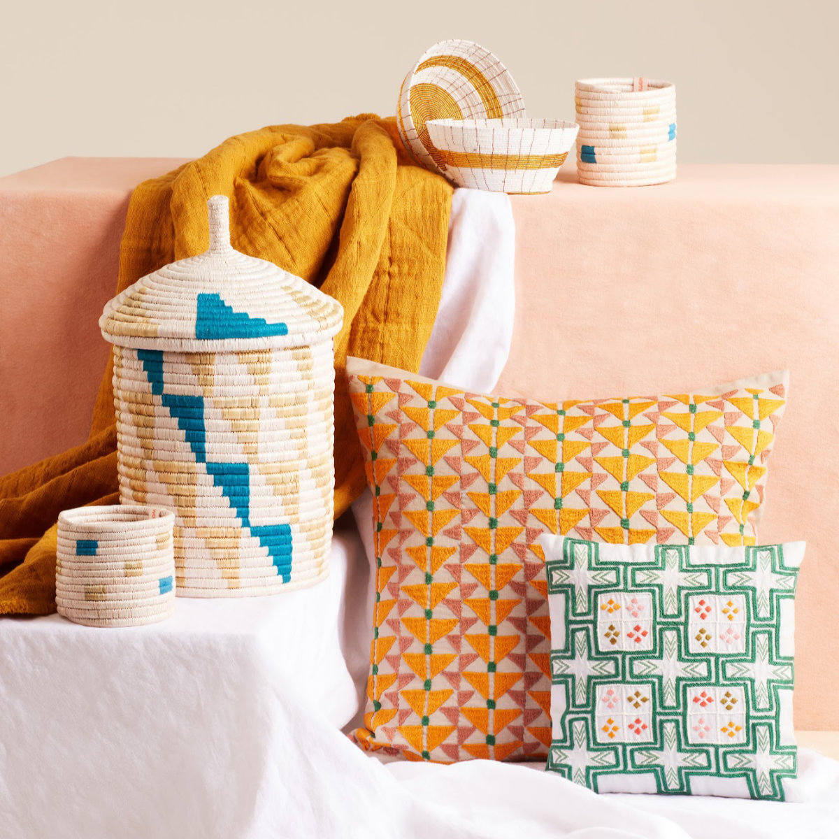 MADE51: Kissen und Körbe