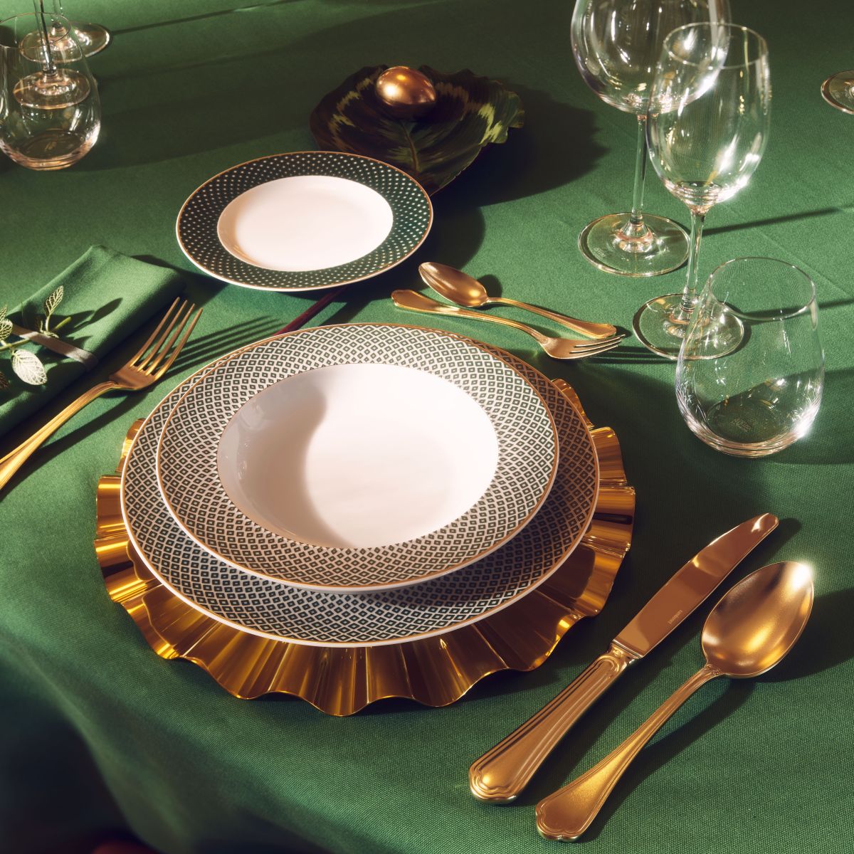 “Francis Carreau Vert” by Rosenthal