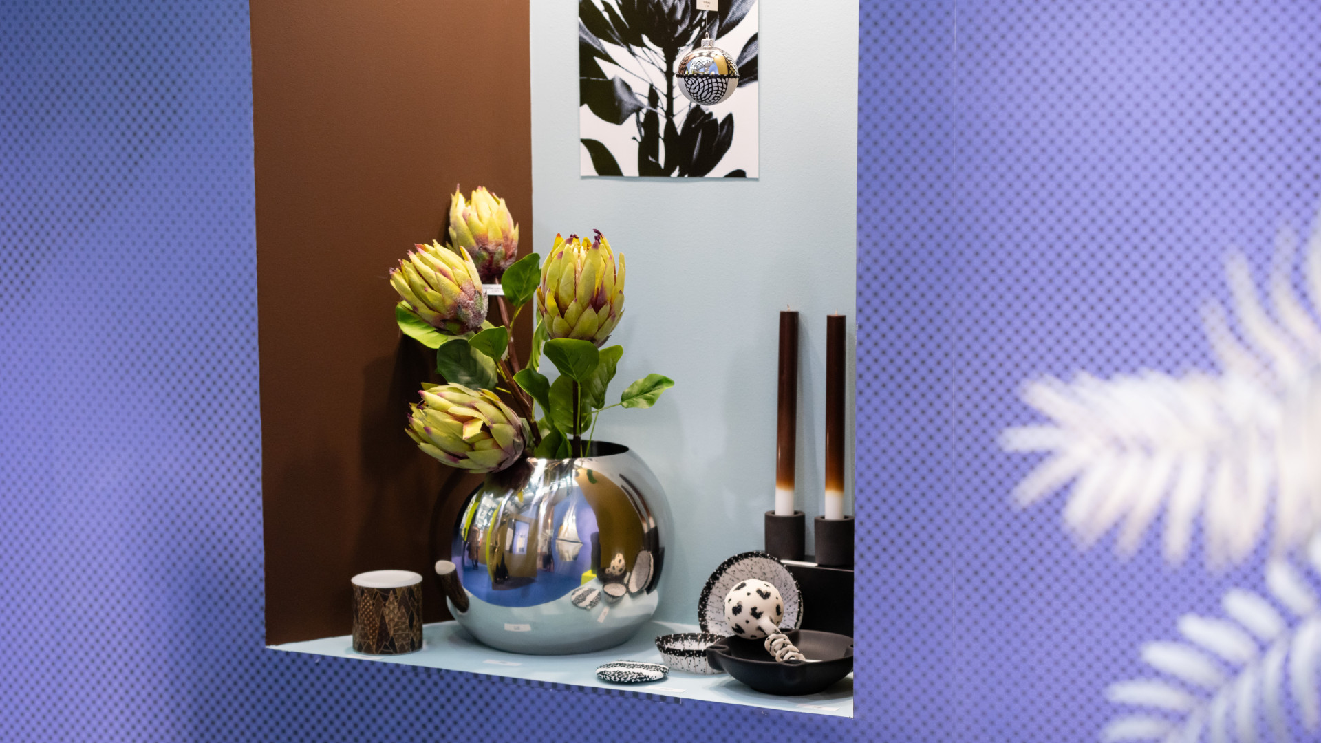 Autumn Window Display Decor